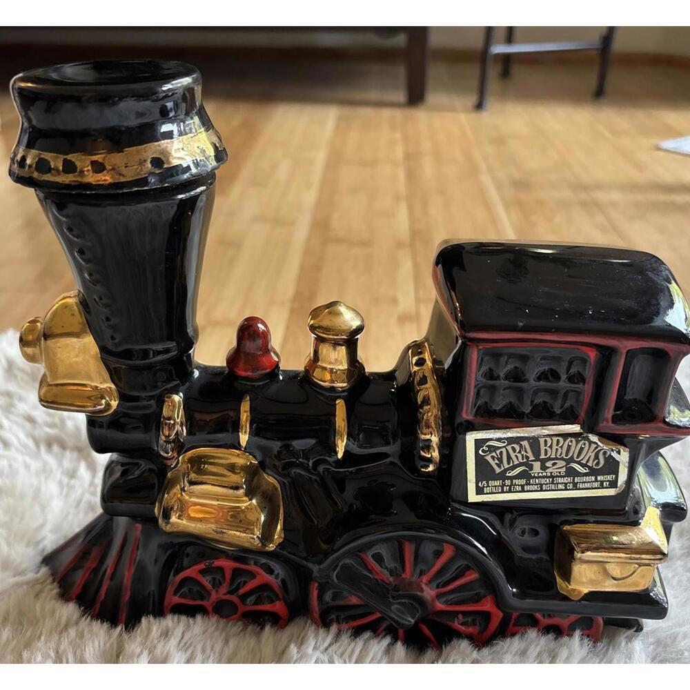 Ezra Brooks Vintage 12 Train Whiskey Decanter Railroad Locomotive Ceramic Empty